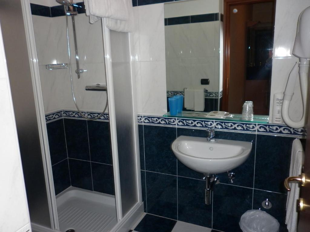 Hotel Cristall San Benedetto del Tronto Eksteriør billede